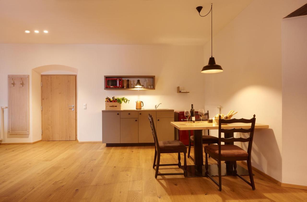 Historic Guesthouse Bircher B&B Apartments Near Sterzing Campo di Trens Exterior foto